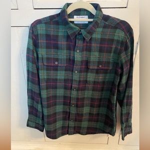Old navy green Christmas plaid flannel shirt size L